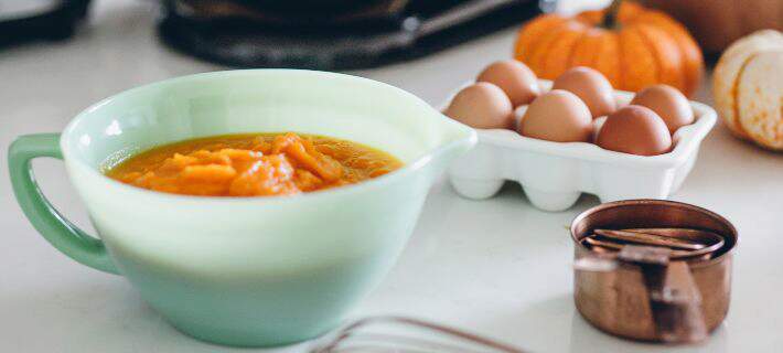 Pumpkin puree and eggs